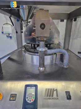 Rotary tablet press for solid tablet line Neuberger