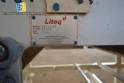 Machine to spray with grated coconut continuous lines
