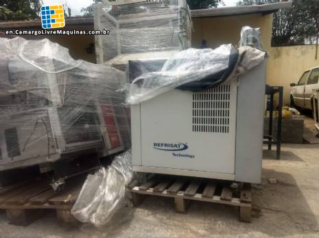 Lot containing 5 Refrisat thermoregulators.