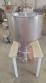 Semi-automatic filling machine for liquids and pasties with 1 nozzle