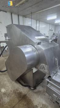 Ibrasmak meat block cutter/breaker with Simetria grinder and conveyor belt.