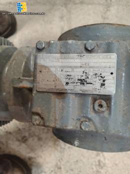 Three-phase SEW-EURODRIVE gearmotor 2.2 kW