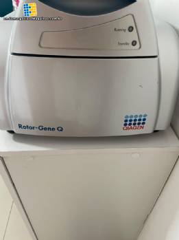 QIAGEN Real-time PCR thermocycler for molecular biology tests
