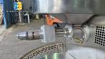 Semi-automatic benchtop vegetable oil extraction press, up to 18 kg per hour.