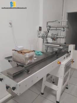 Flow pack packaging machine Kawamac