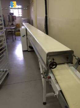 Chocolate cooling tunnel with cobrideira Pir�g