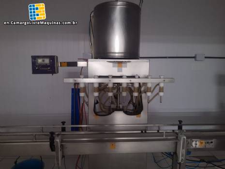 Linear filling machine with 14 nozzles with rinser and screw capper