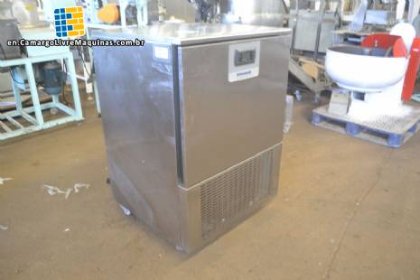 Klimaquip deep-freezer