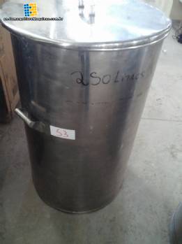 Stainless steel tank for 250 L