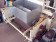 Extruding tables and rolling mills for sweet pastes