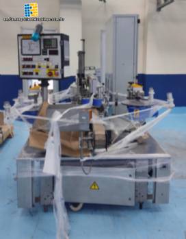 Linear labeling machine for self-adhesive labels Krones Autocol