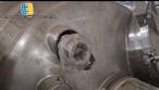 Sanitary stainless steel mixing tank with spray ball