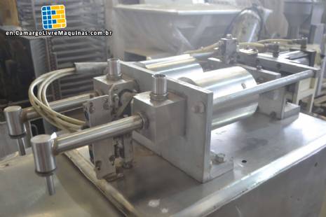 Stainless steel filling machine for liquids 2 spouts