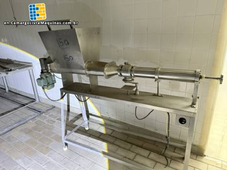 Benchtop dosing/filling machine with 1 stainless steel nozzle