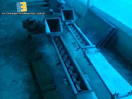 Treadmills with stainless steel thread