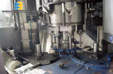 Serac rotary filling machine