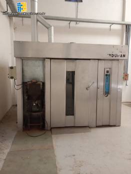 Indupan double trolley rotary oven with pellet heating.